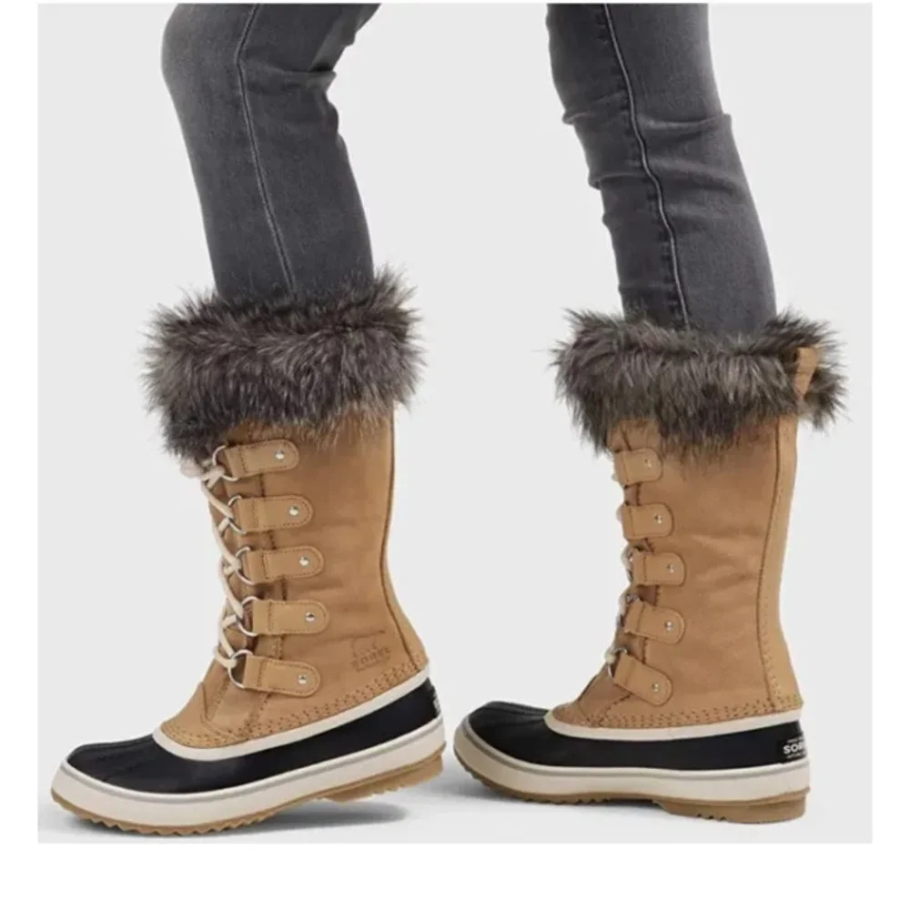 Sorel Joan of Arctic Boots Honest Beige Suede Rubber Winter Snow boots Size 8.5